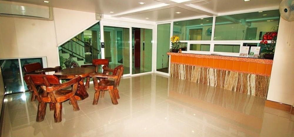 bahay-panuluyan Ac Sport Village 3*